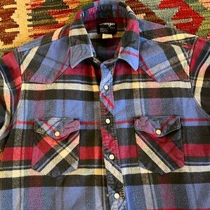 Vintage Wrangler Men’s Pearl Snap Western Shirt
